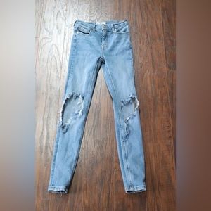 We the free 000 ripped jeans